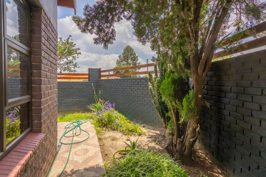 3 Bedroom Property for Sale in Maokeng Free State